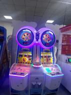 悅動(dòng)彈球，成色極佳 彩票機